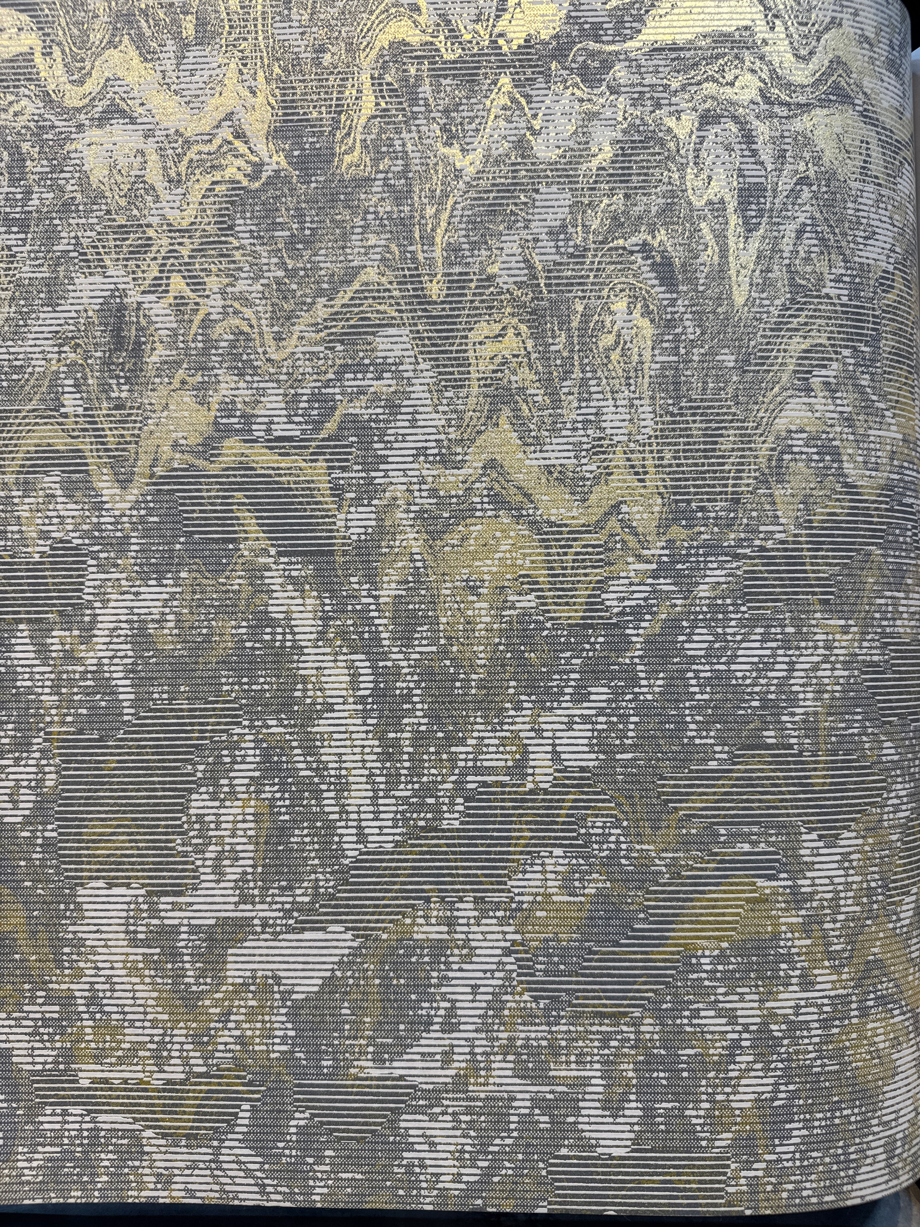 Non woven wallpaper